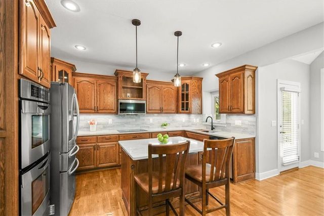 4003 SW 15th Court, Blue Springs, MO 64015