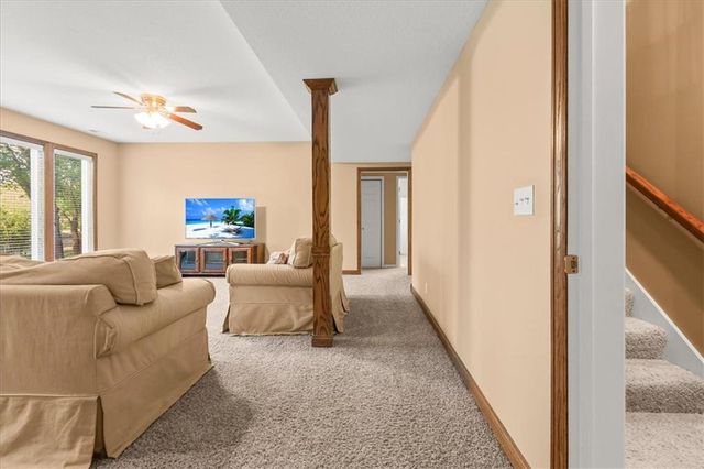 4003 SW 15th Court, Blue Springs, MO 64015