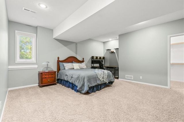 4003 SW 15th Court, Blue Springs, MO 64015