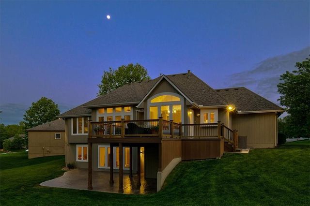4003 SW 15th Court, Blue Springs, MO 64015