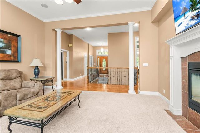 4003 SW 15th Court, Blue Springs, MO 64015