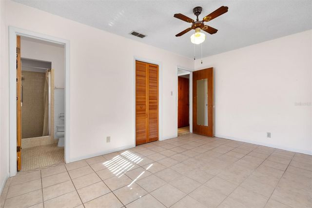 7307 N ALBANY AVENUE, Tampa, FL 33604