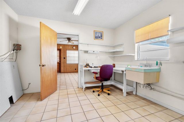 7307 N ALBANY AVENUE, Tampa, FL 33604