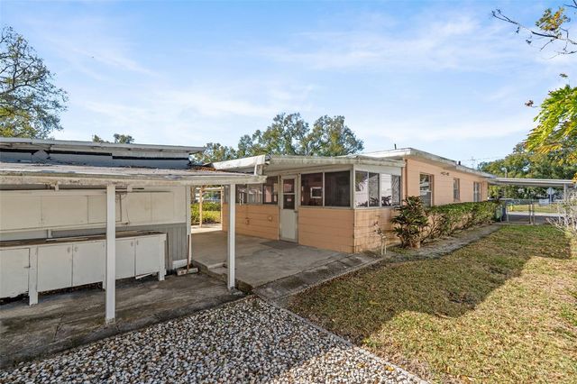 7307 N ALBANY AVENUE, Tampa, FL 33604