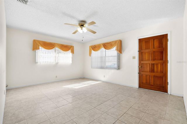 7307 N ALBANY AVENUE, Tampa, FL 33604