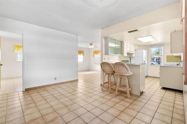 7307 N ALBANY AVENUE, Tampa, FL 33604