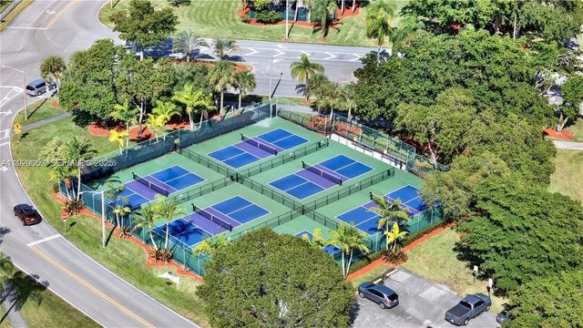 200 SW 132nd Way 313L, Pembroke Pines, FL 33027