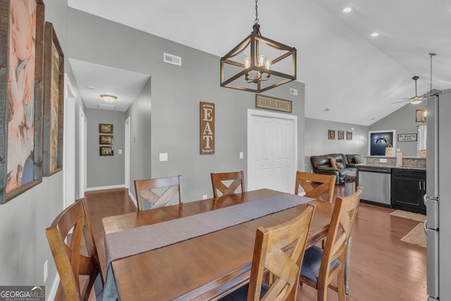 323 North Point Circle, Hartwell, GA 30643