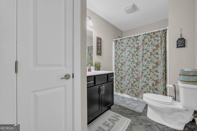 323 North Point Circle, Hartwell, GA 30643