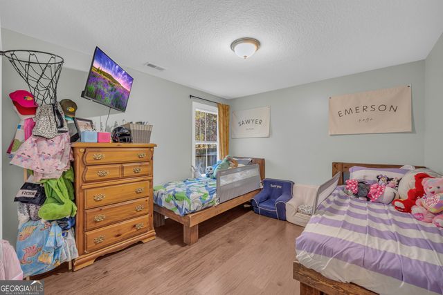 323 North Point Circle, Hartwell, GA 30643