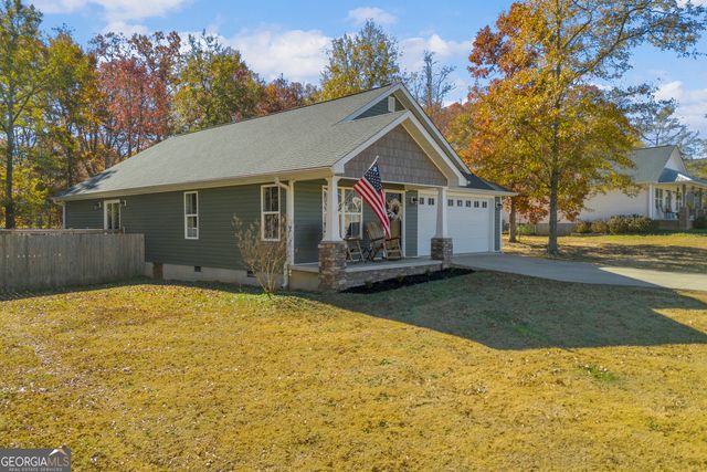 323 North Point Circle, Hartwell, GA 30643