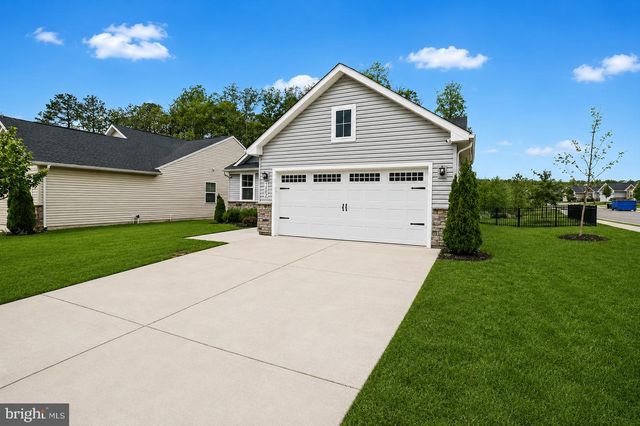 7202 PARCHMENT CIR, Ruther Glen, VA 22546