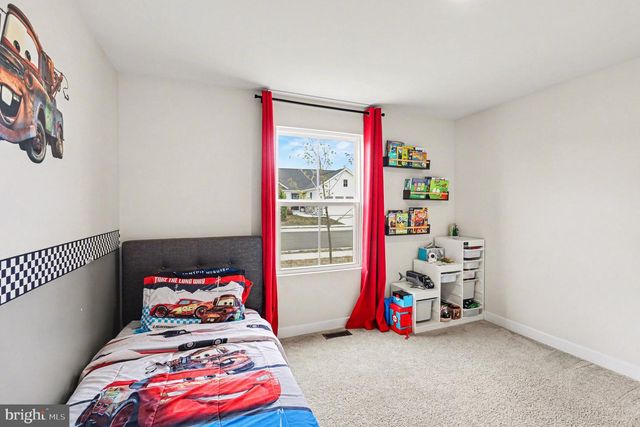 7202 PARCHMENT CIR, Ruther Glen, VA 22546