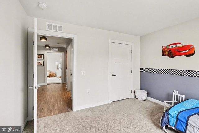7202 PARCHMENT CIR, Ruther Glen, VA 22546