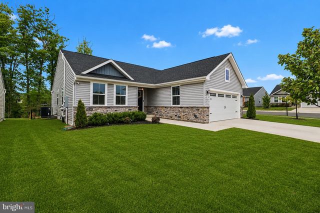 7202 PARCHMENT CIR, Ruther Glen, VA 22546