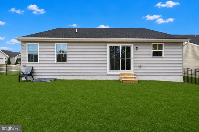 7202 PARCHMENT CIR, Ruther Glen, VA 22546