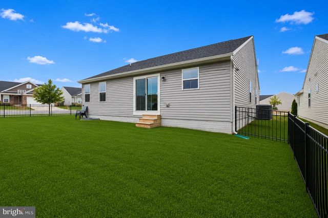 7202 PARCHMENT CIR, Ruther Glen, VA 22546