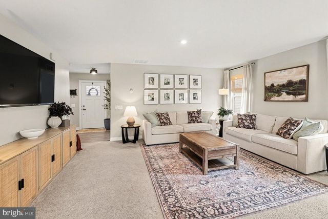 7202 PARCHMENT CIR, Ruther Glen, VA 22546