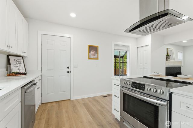 223 S 48th Street, Tacoma, WA 98408