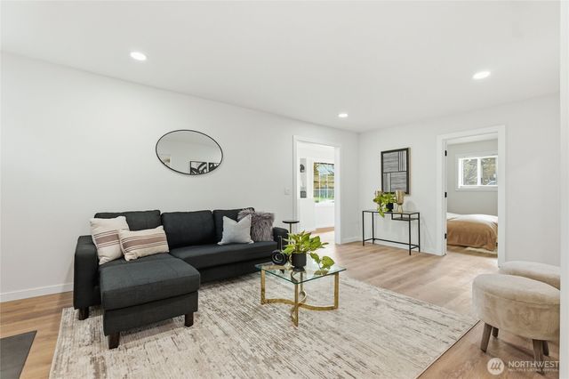 223 S 48th Street, Tacoma, WA 98408