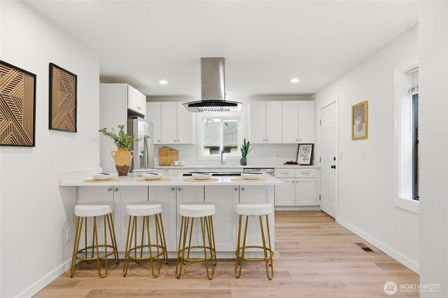 223 S 48th Street, Tacoma, WA 98408