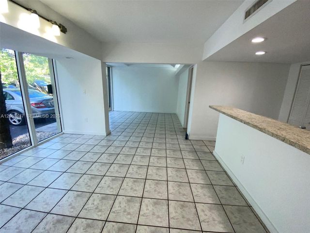 6414 E Miami Lakes Dr E 0, Miami Lakes, FL 33014