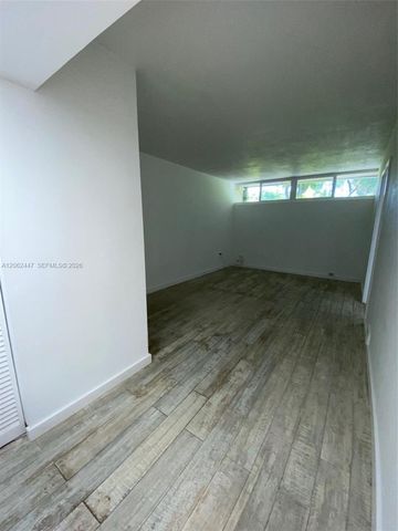 6414 E Miami Lakes Dr E 0, Miami Lakes, FL 33014