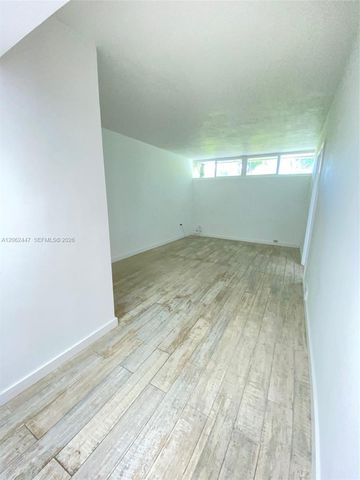 6414 E Miami Lakes Dr E 0, Miami Lakes, FL 33014