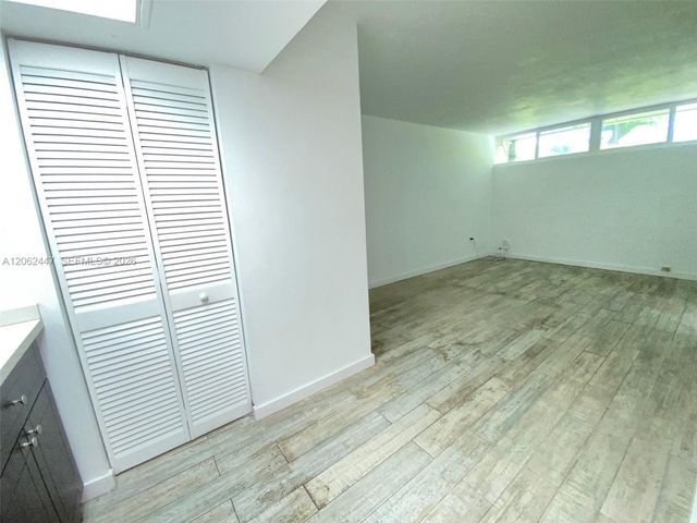 6414 E Miami Lakes Dr E 0, Miami Lakes, FL 33014