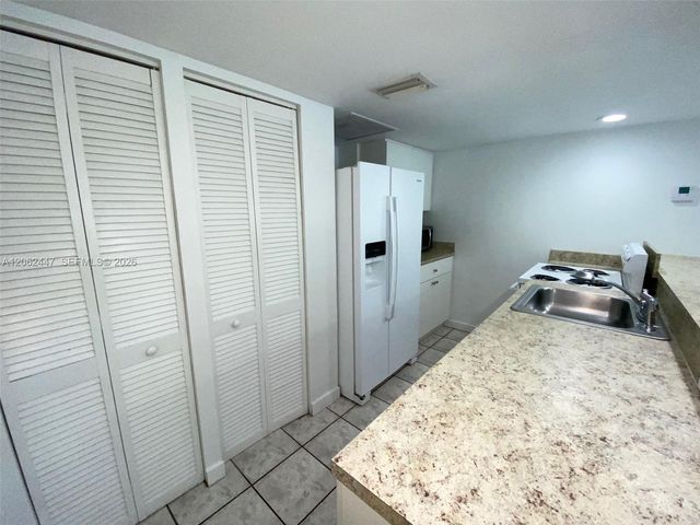 6414 E Miami Lakes Dr E 0, Miami Lakes, FL 33014