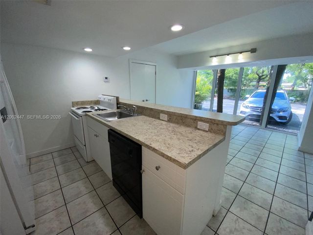 6414 E Miami Lakes Dr E 0, Miami Lakes, FL 33014