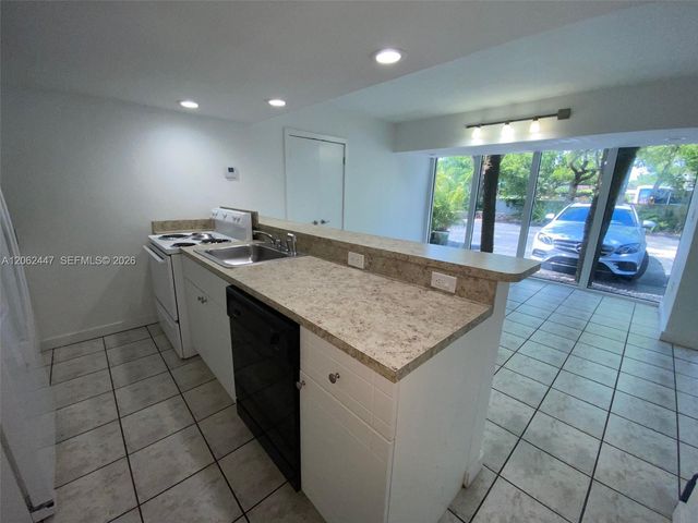 6414 E Miami Lakes Dr E 0, Miami Lakes, FL 33014