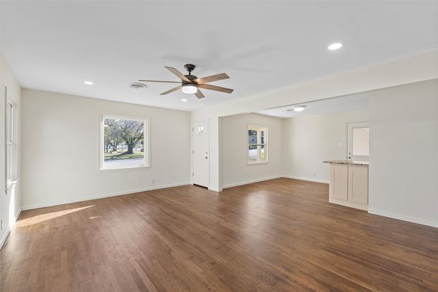 1413 W 13th Street, Clifton, TX 76634