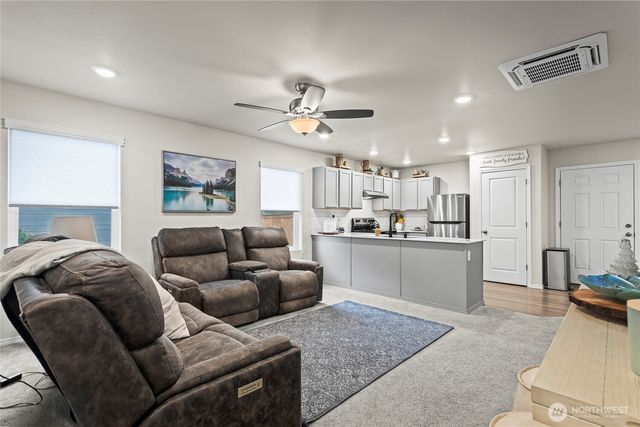 19804 134th Avenue Ct E, Graham, WA 98338