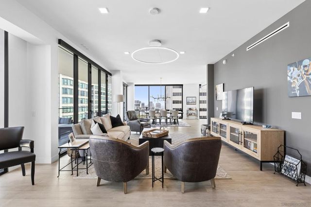2604 5th 802, San Diego, CA 92103