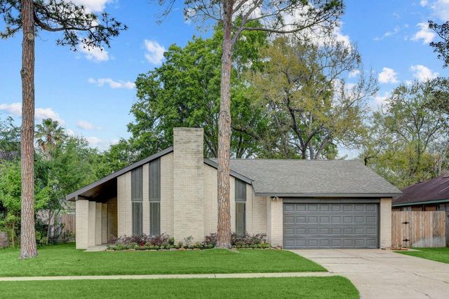 8822 Covent Garden Street, Houston, TX 77031
