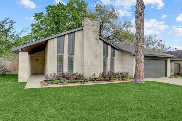 8822 Covent Garden Street, Houston, TX 77031