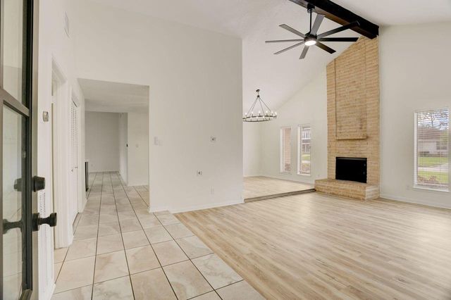 8822 Covent Garden Street, Houston, TX 77031