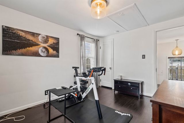 1985 Country Club Drive Drive, Grosse Pointe Woods, MI 48236