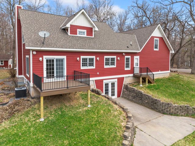 26190 Hale Court, Wyoming, MN 55092