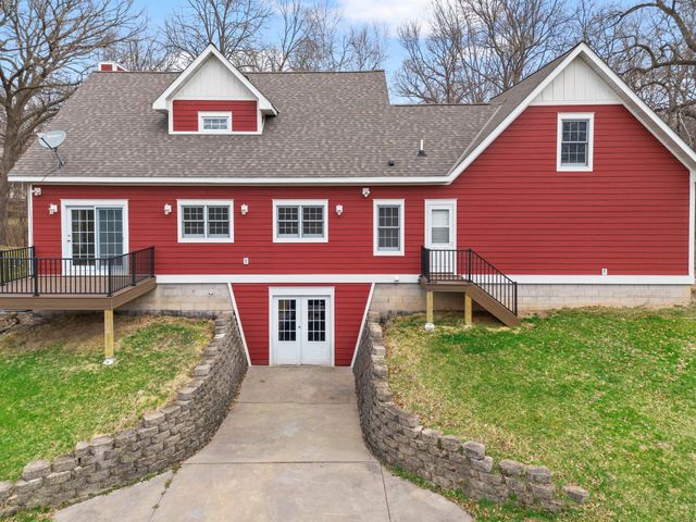 26190 Hale Court, Wyoming, MN 55092