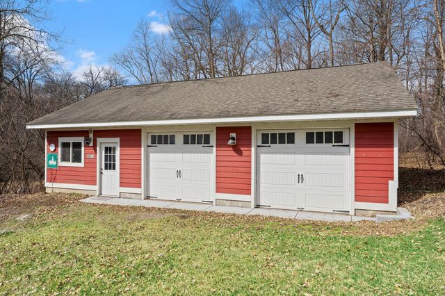 26190 Hale Court, Wyoming, MN 55092