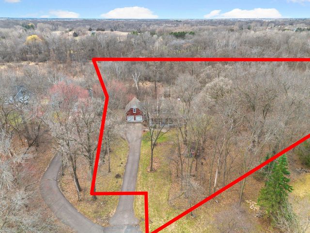 26190 Hale Court, Wyoming, MN 55092