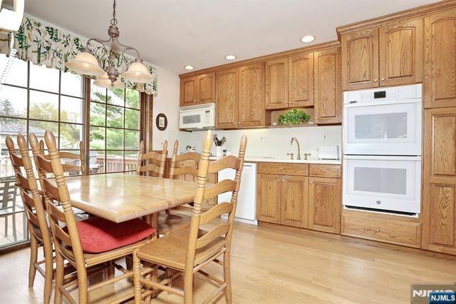 222 Merritt Drive, Oradell, NJ 07649