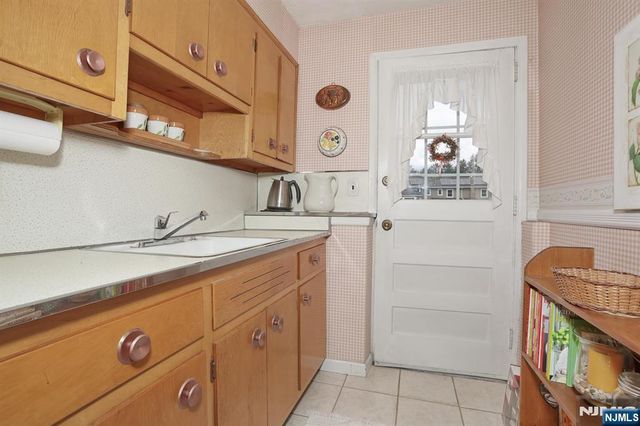 222 Merritt Drive, Oradell, NJ 07649