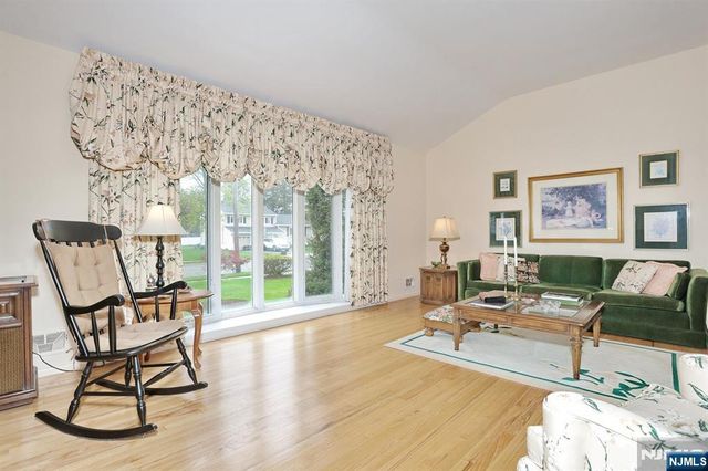 222 Merritt Drive, Oradell, NJ 07649
