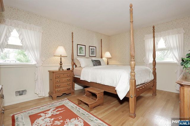 222 Merritt Drive, Oradell, NJ 07649