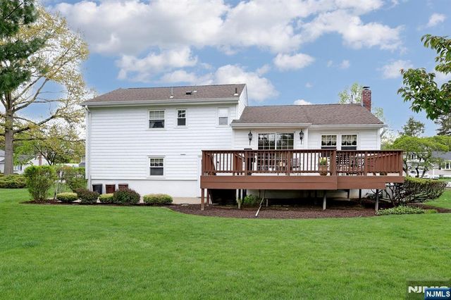 222 Merritt Drive, Oradell, NJ 07649