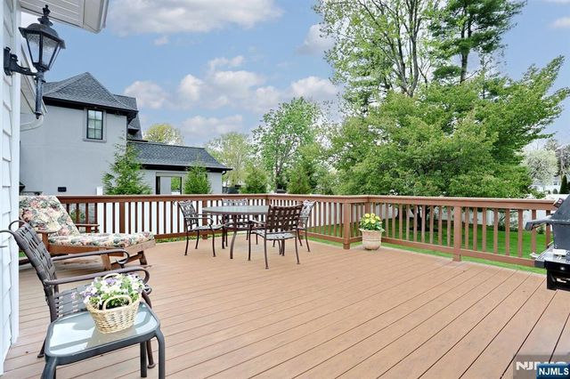 222 Merritt Drive, Oradell, NJ 07649