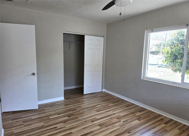 622 MYRTLE WAY S, St Petersburg, FL 33703